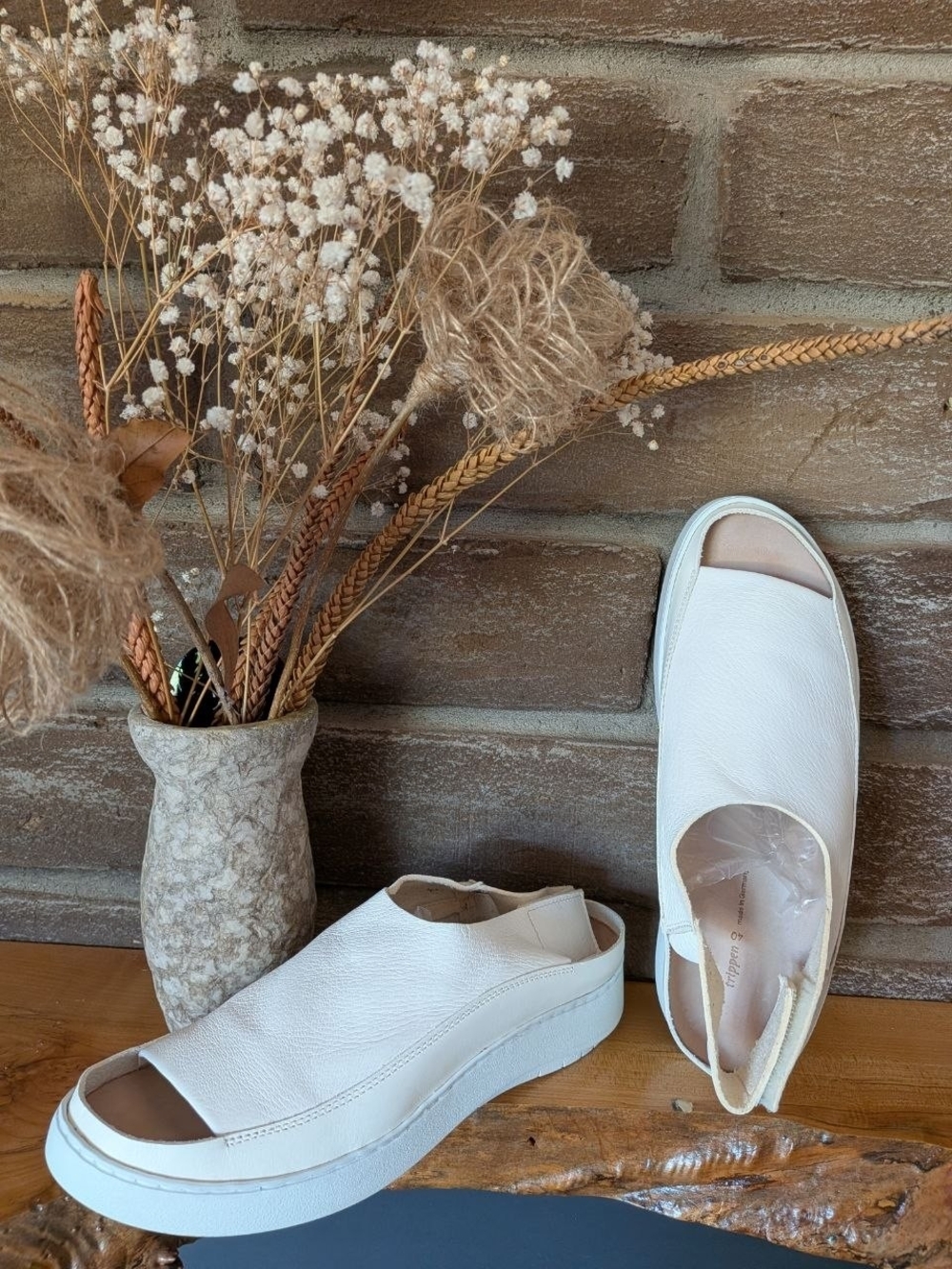 Trippen Cream Leather Open Toe Slide Mules Size 9 Minimalist Avant Garde